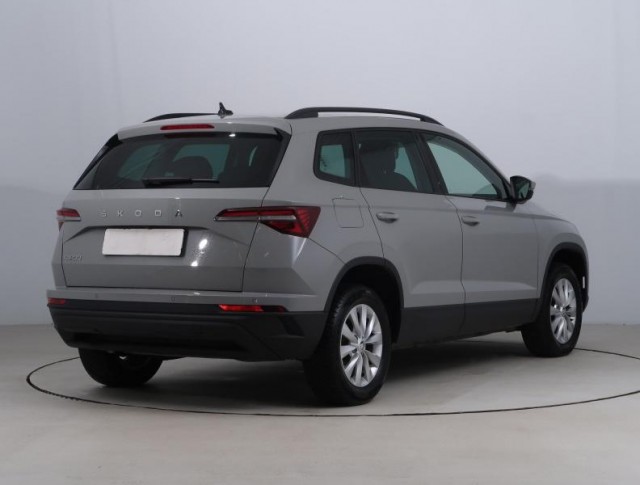 Škoda Karoq  1.5 TSI Fresh