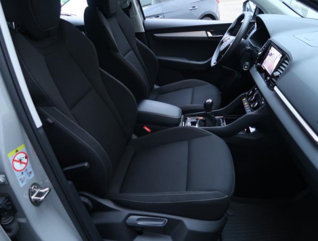 Škoda Karoq  1.5 TSI Fresh