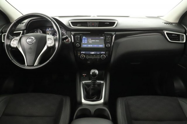 Nissan Qashqai  1.2 DIG-T 