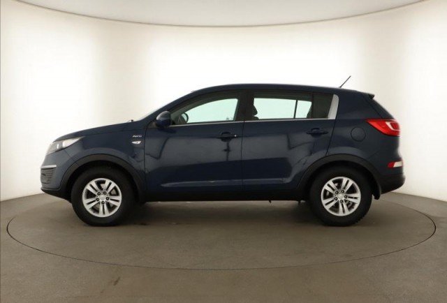 Kia Sportage  2.0 CVVT 