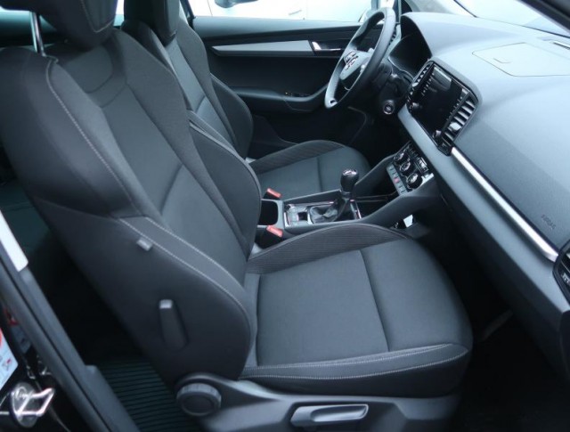 Škoda Karoq  1.5 TSI Fresh