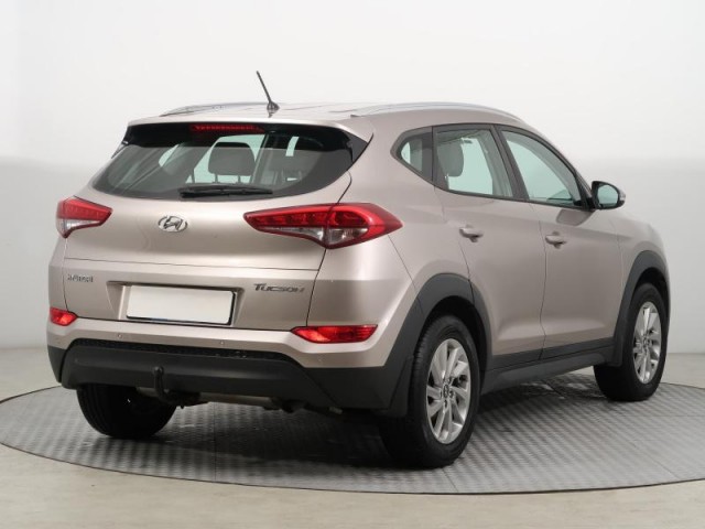 Hyundai Tucson  1.7 CRDi 