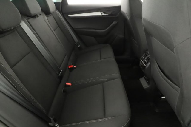 Škoda Karoq  1.5 TSI Fresh