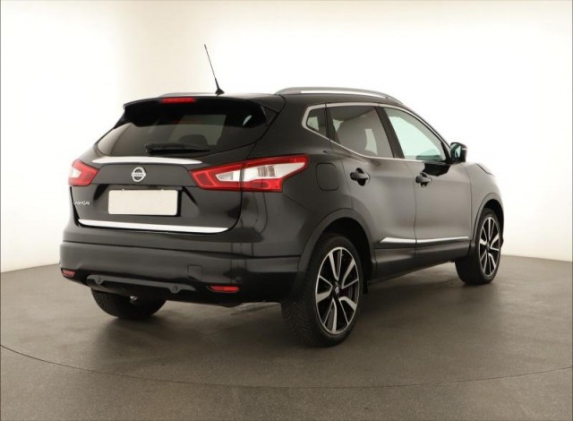 Nissan Qashqai  1.2 DIG-T 