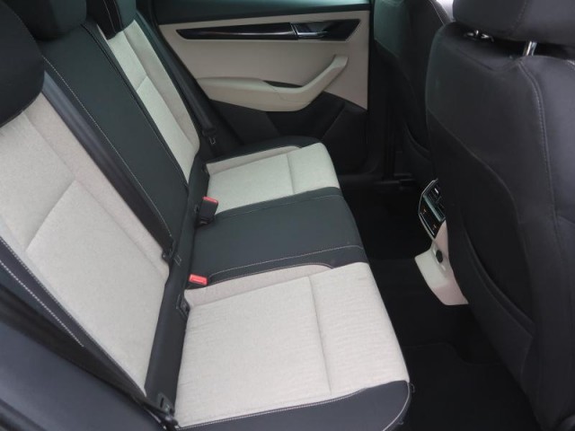 Škoda Karoq  1.5 TSI Style