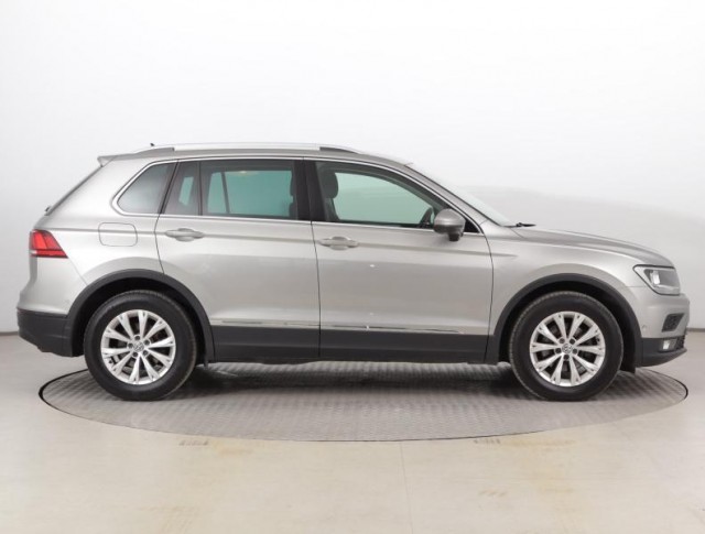 Volkswagen Tiguan  2.0 TDI 