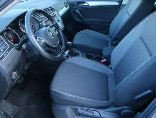 Volkswagen Tiguan  2.0 TDI 