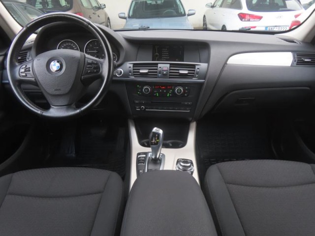 BMW X3  xDrive20d Advantage