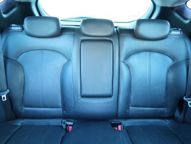 Hyundai ix35  2.0 CRDi 