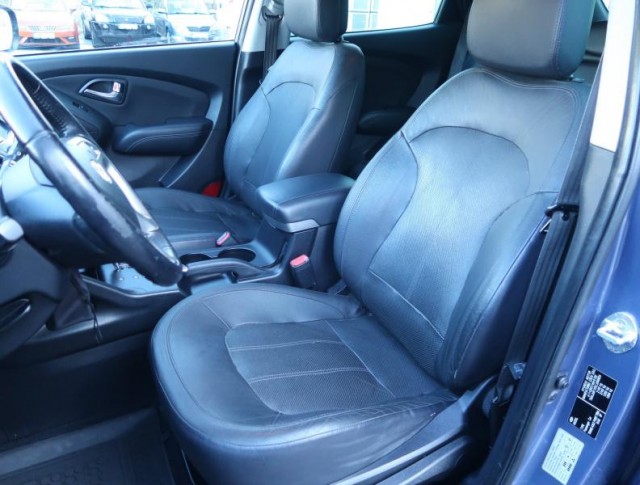 Hyundai ix35  2.0 CRDi 