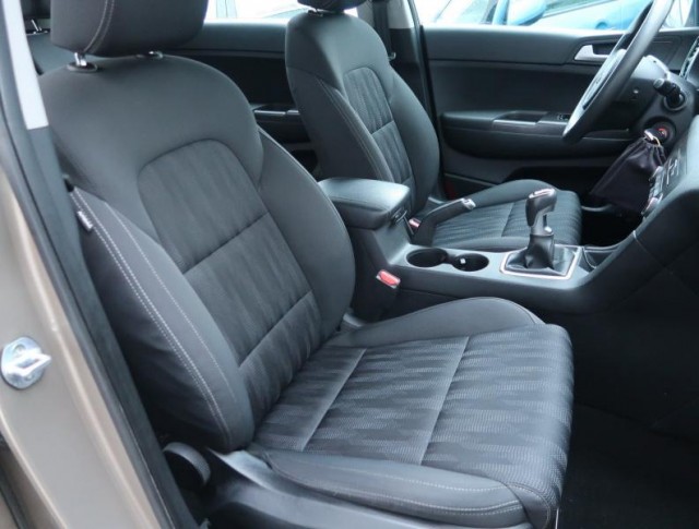 Kia Sportage  1.6 GDI 