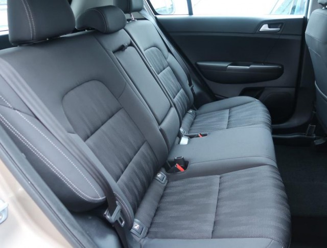 Kia Sportage  1.6 GDI 