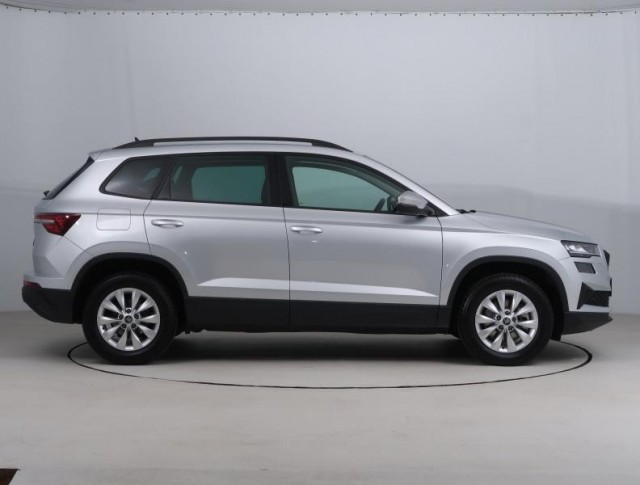 Škoda Karoq  1.5 TSI Fresh