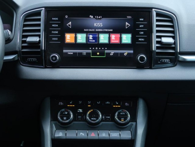 Škoda Karoq  1.5 TSI Fresh