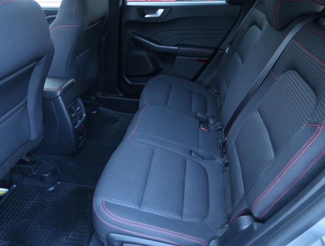 Ford Kuga  1.5 EcoBoost ST-Line