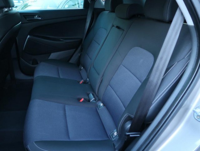 Hyundai Tucson  1.7 CRDi Trikolor