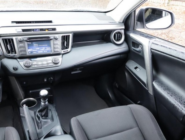 Toyota RAV 4  2.0 D-4D 