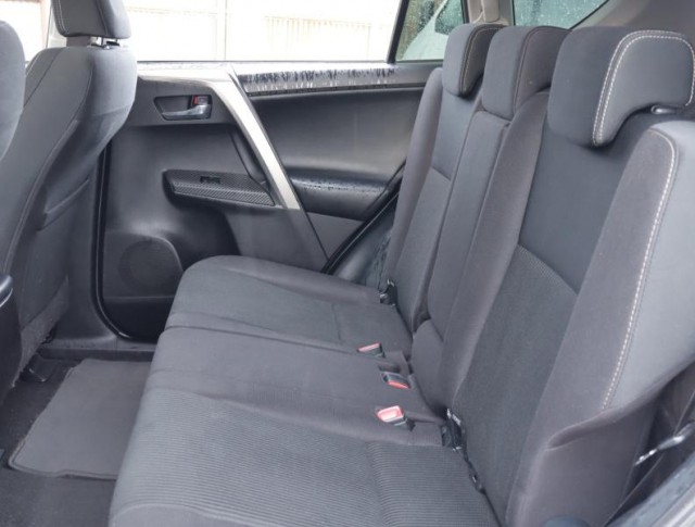 Toyota RAV 4  2.0 D-4D 