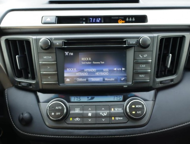 Toyota RAV 4  2.0 D-4D 