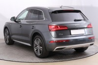 Audi Q5  2.0 TDI S line