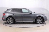 Audi Q5  2.0 TDI S line