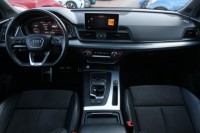 Audi Q5  2.0 TDI S line