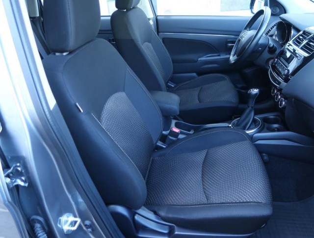 Mitsubishi ASX  1.6 MIVEC Invite