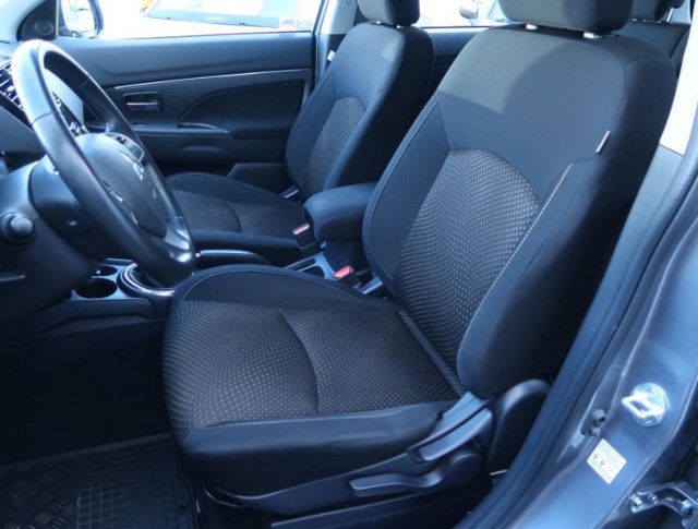 Mitsubishi ASX  1.6 MIVEC Invite