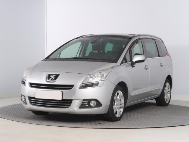Peugeot 5008  2.0 BlueHDi 