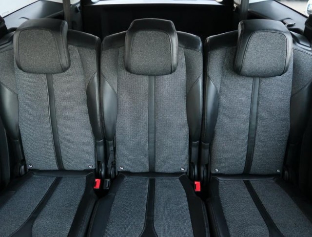 Peugeot 5008  PureTech 130 Active