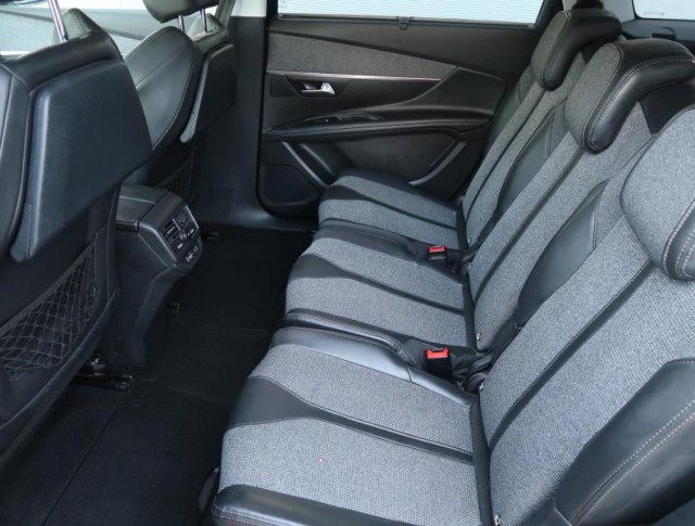 Peugeot 5008  PureTech 130 Active