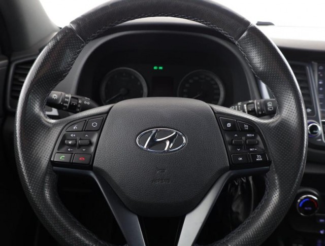 Hyundai Tucson  1.6 T-GDI Trikolor