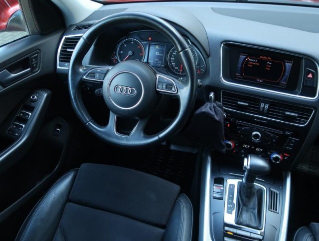 Audi Q5  2.0 TDI 