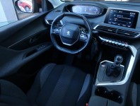 Peugeot 3008  1.2 PureTech 