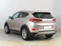 Hyundai Tucson  2.0 CRDi 