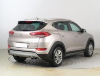 Hyundai Tucson  2.0 CRDi 