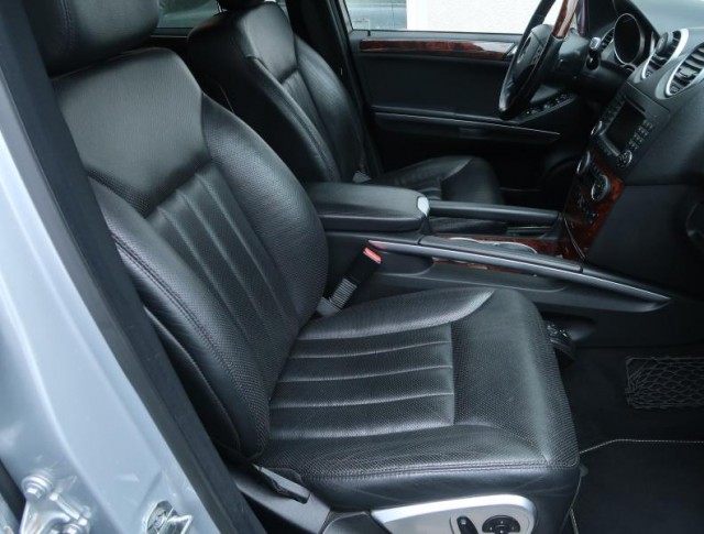 Mercedes-Benz ML  ML 420 CDI 