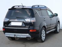 Mitsubishi Outlander  2.2 DI-D 