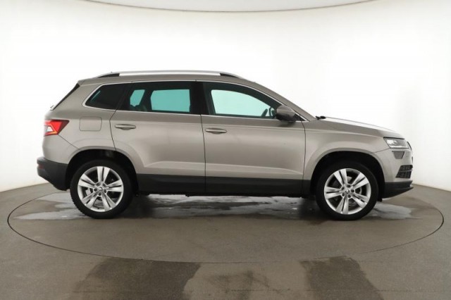 Škoda Karoq  1.5 TSI 