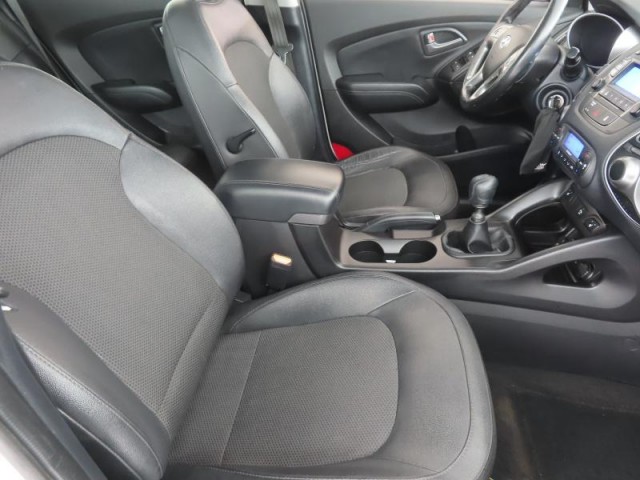 Hyundai ix35  1.7 CRDi Trikolor