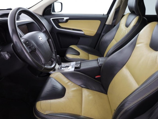 Volvo XC60  D5 Momentum