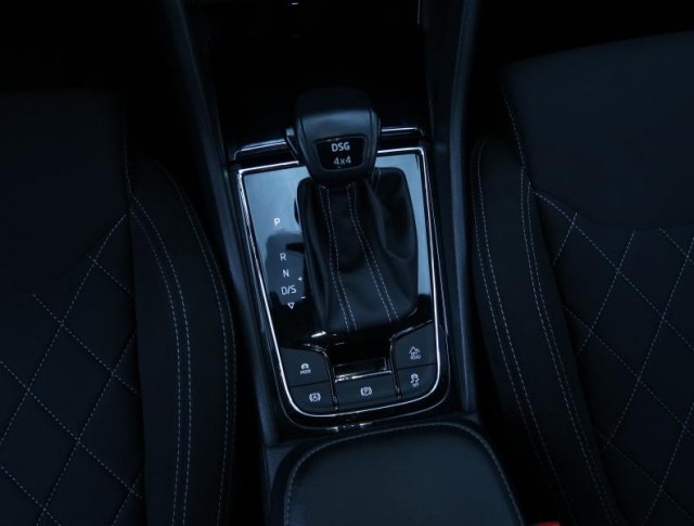 Škoda Karoq  2.0 TDI Sportline
