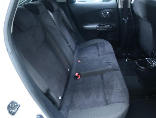 Nissan Juke  1.6 i 