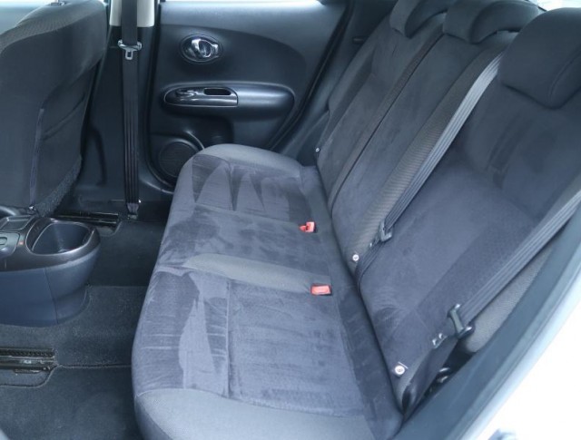 Nissan Juke  1.6 i 