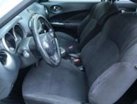 Nissan Juke  1.6 i 