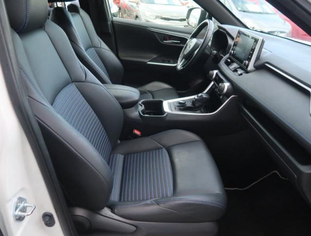 Toyota RAV 4  2.5 Hybrid Selection