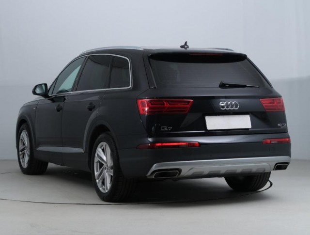 Audi Q7  50 TDI S-Line