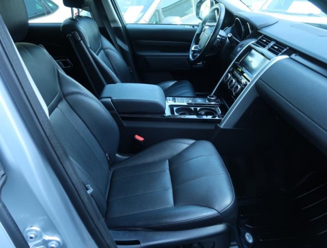Land Rover Discovery  3.0 Td6 