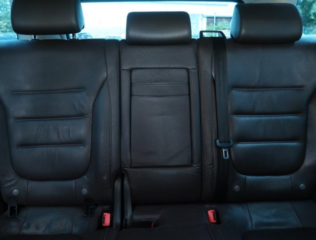Volkswagen Touareg  3.0 TDI 