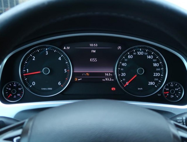 Volkswagen Touareg  3.0 TDI 